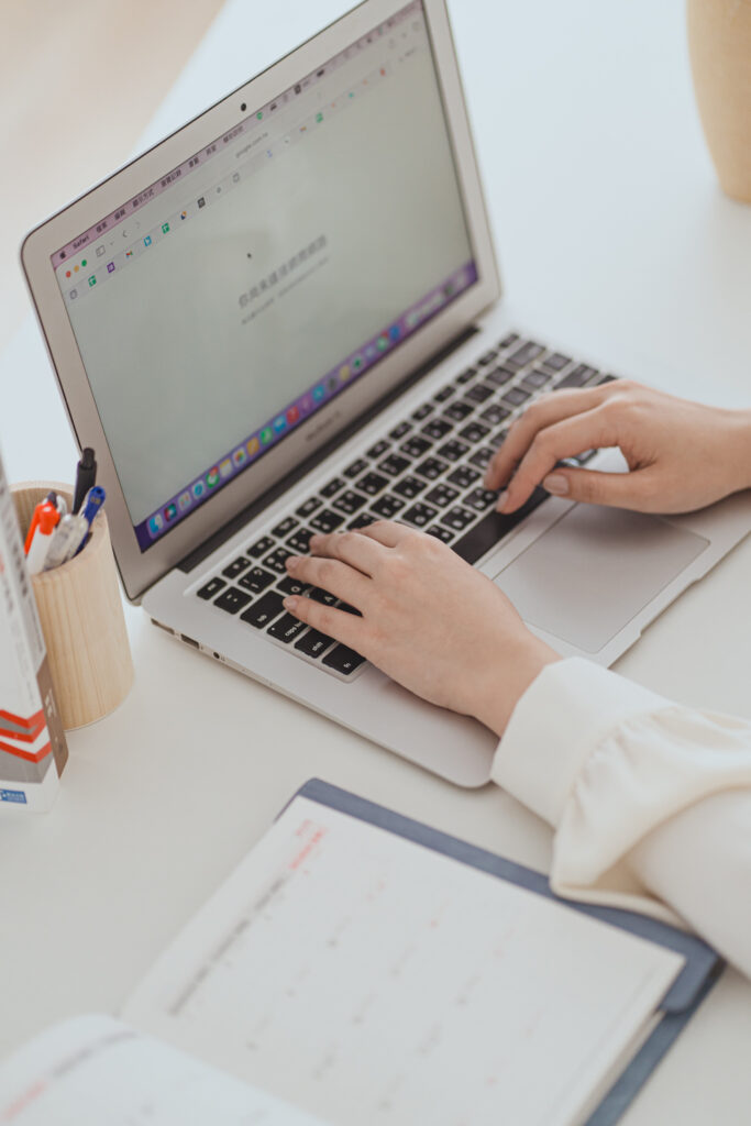 【品牌錨定效應全解析】讓價格與價值對齊的心理策略,提升品牌信任與定價力